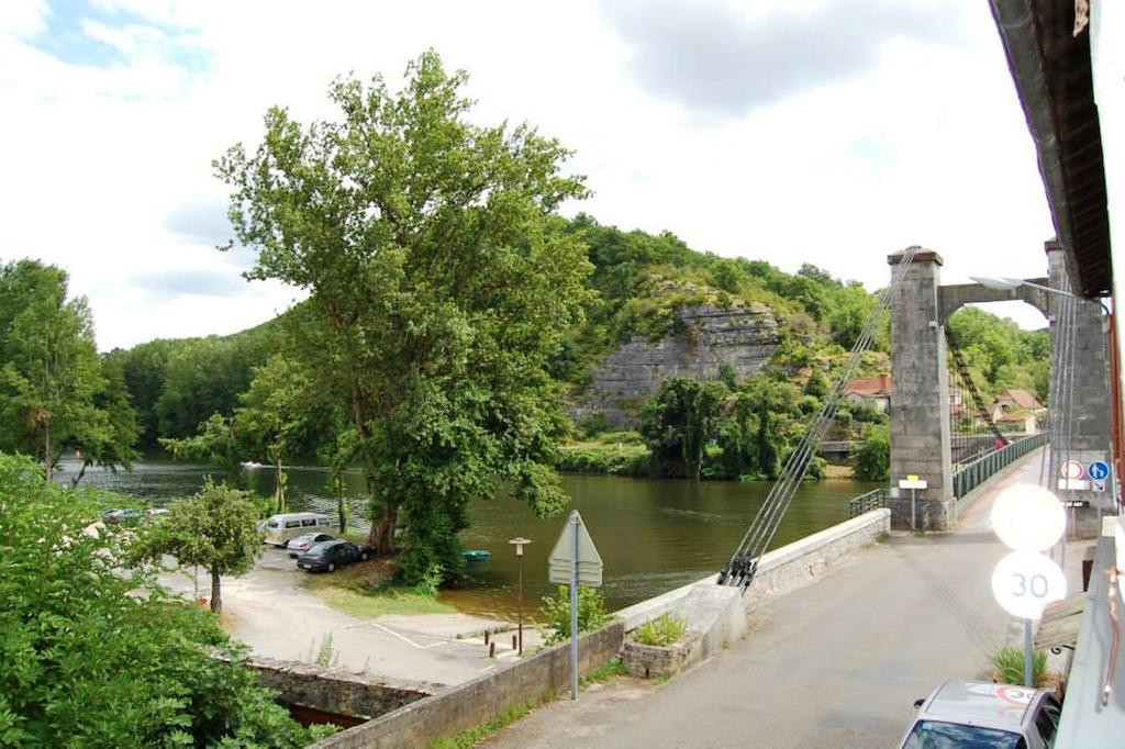 L'Auberge Du Pont Cajarc Bagian luar foto