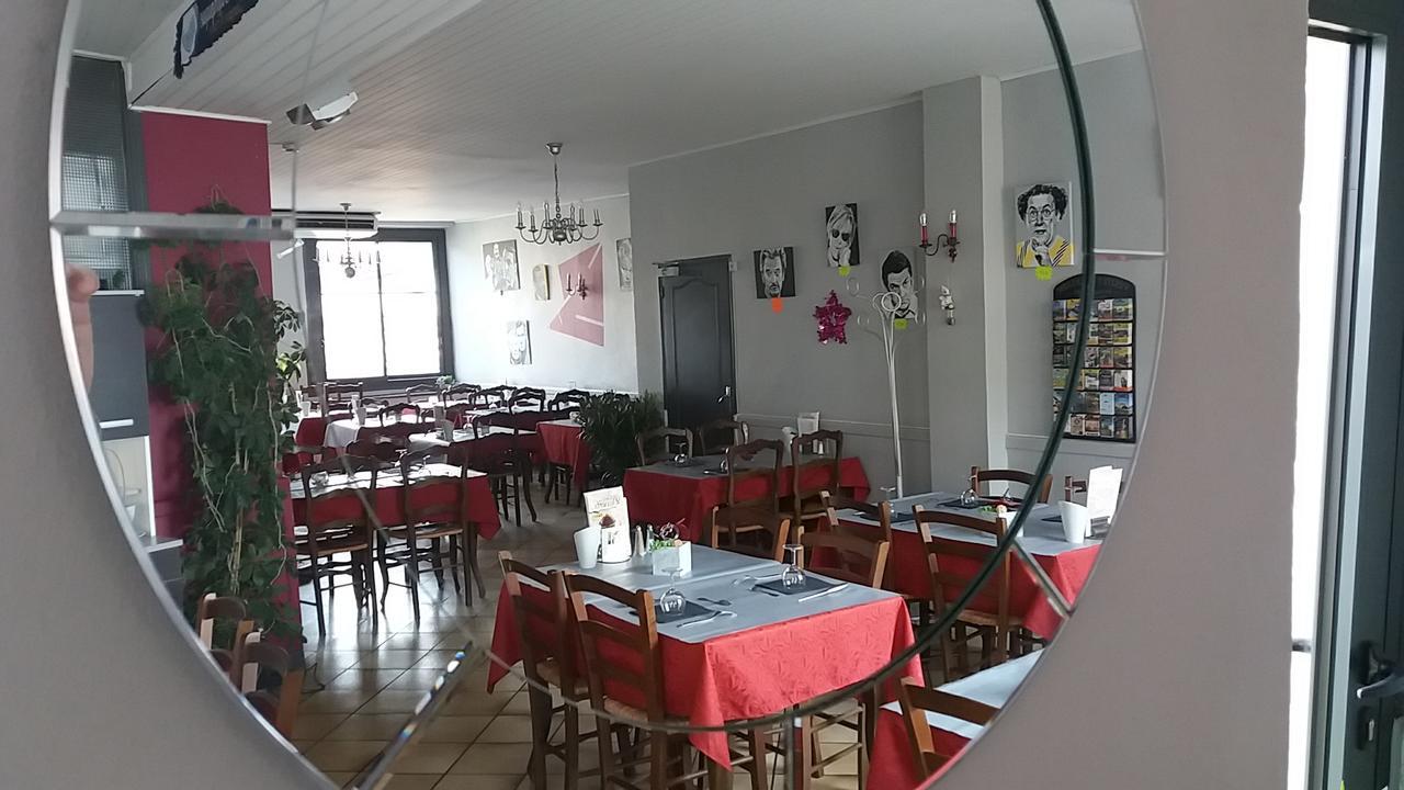 L'Auberge Du Pont Cajarc Bagian luar foto